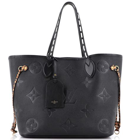 louis vuitton monogram giant wild at heart onthego gm black|louis vuitton monogram tote.